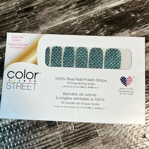 🎉 4 for $20 Color Street Nails-Mermaid Brigade
